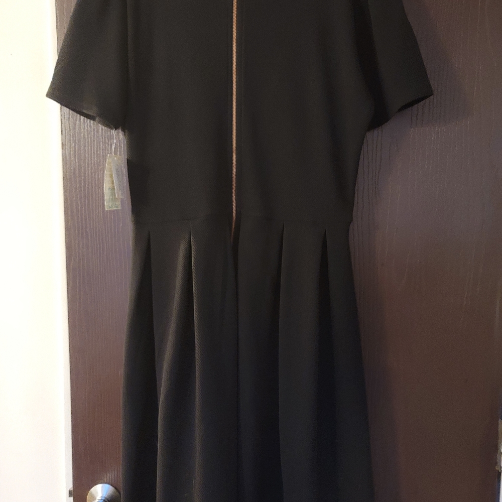 LulaRoe Amelia Black NWT